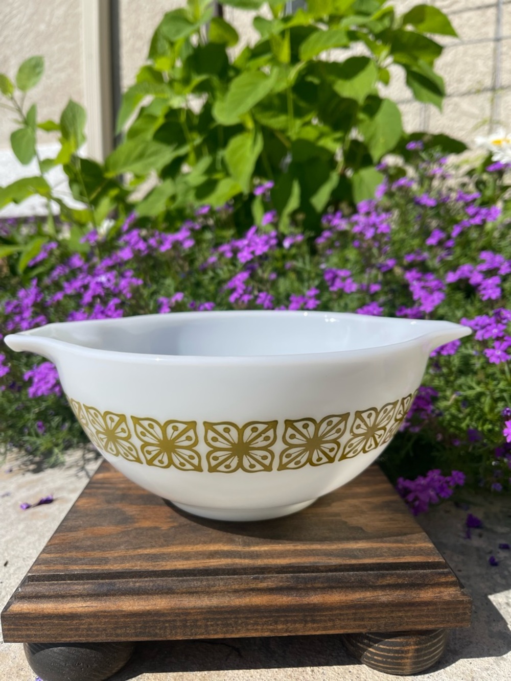 Vintage Green Verde Pyrex #442 1.5 Quart Mixing Bowl Square Flowers Cinderella